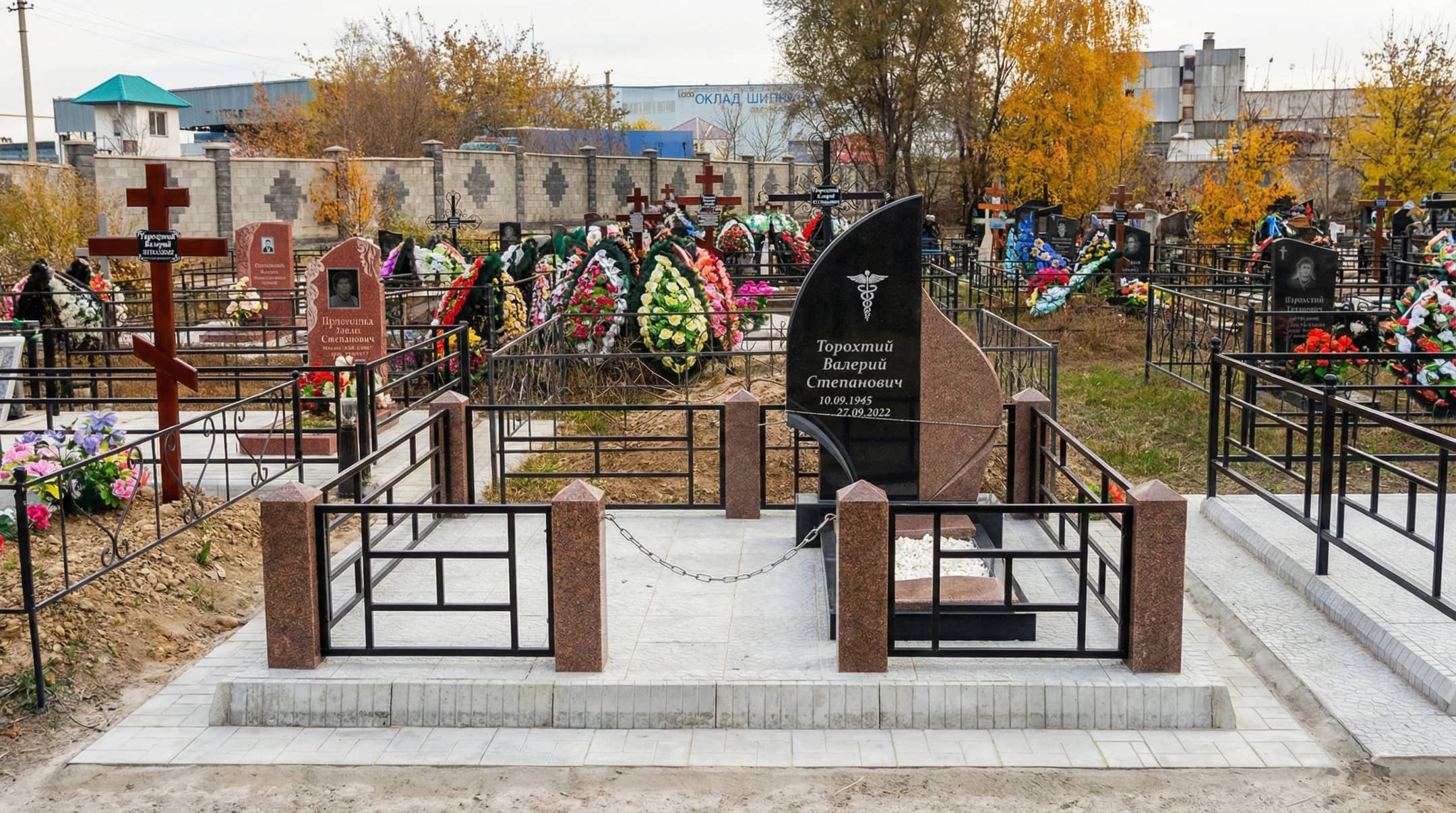 Оформление православных памятников плиткой